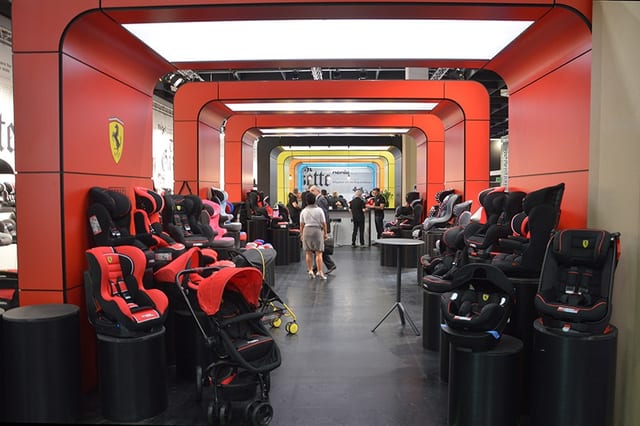 Overview of the complete booth.